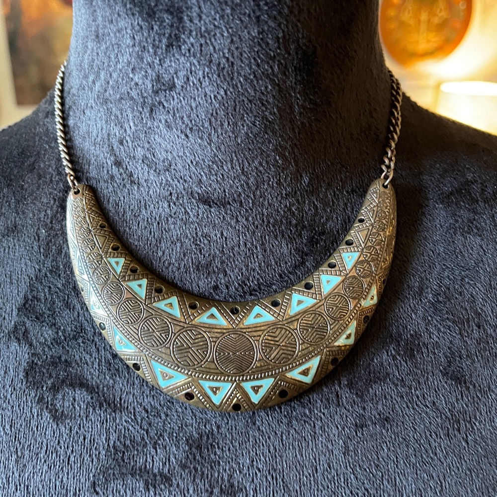 Vintage Southwestern Tribal Design Bib Choker Necklace
